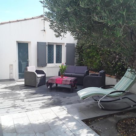 Maison plage de la cible à saint martin de ré 100 m de la plage Villa Exterior foto
